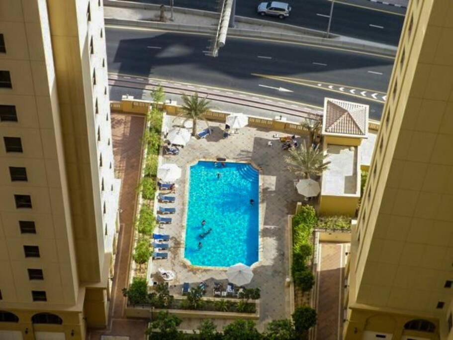 La Buena Vida Holiday Homes - Beach Front Very Spacious, Luxe And Modern 3 Bedroom With Full Kitchen In Jbr , 3 Min To The Jbr Beach Dubai Marina And Tram Station Exterior photo